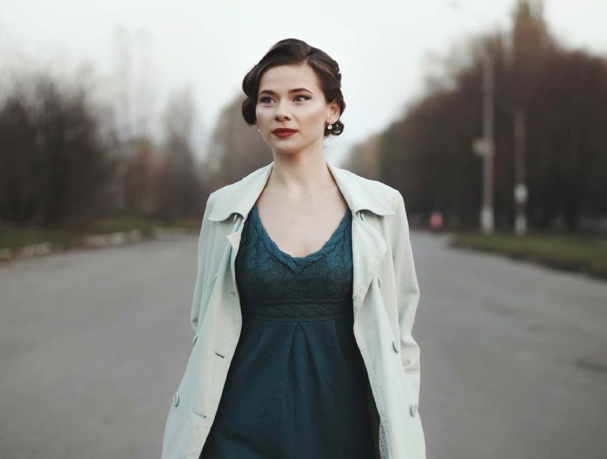 Stylish Woman Walking in the Street 1 Stylish Woman Walking in the Street 1